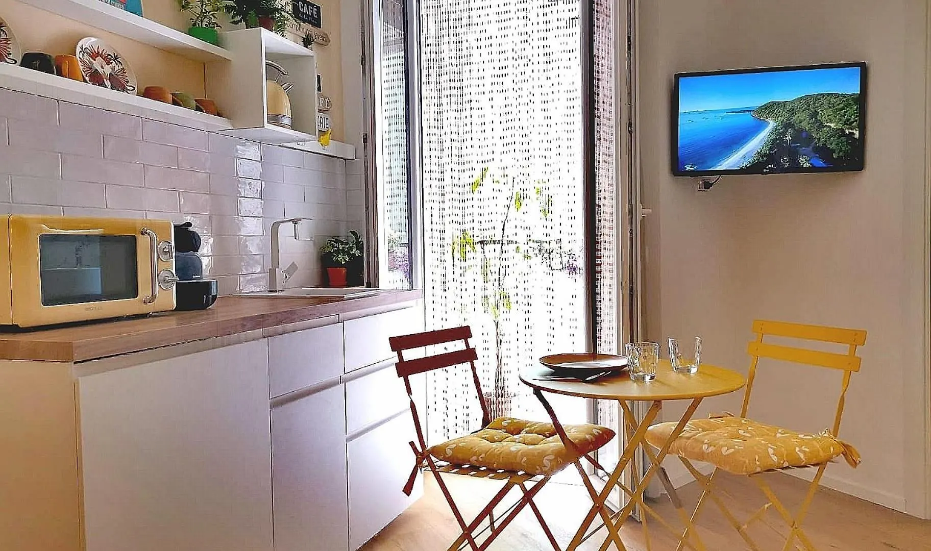Apuleio 11 Apartment Rome
